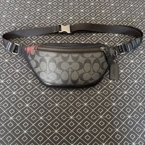 Coach Black and Gray Signature Belt Bag